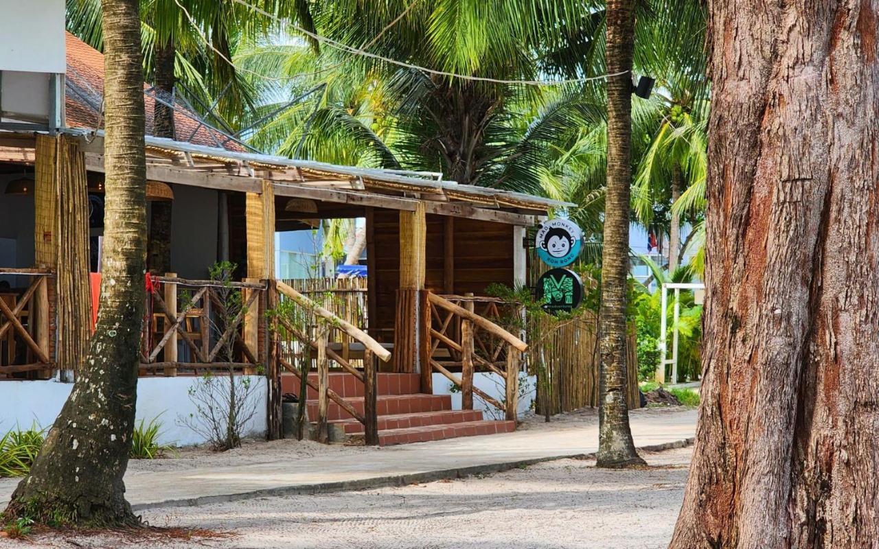 Mad Monkey Koh Rong Kaoh Touch